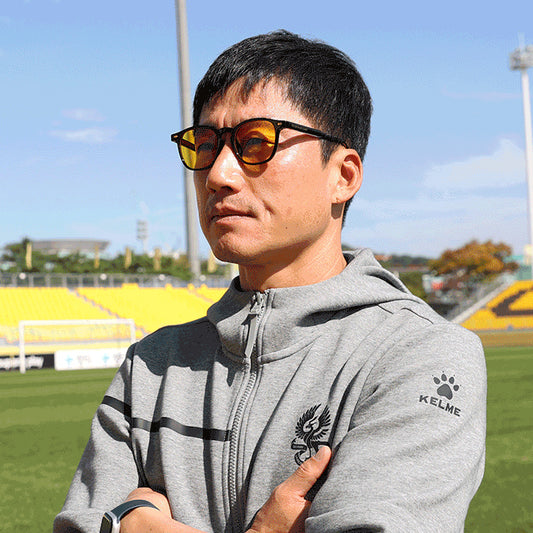 Gwangju FC manager Lee Jung-hyo 