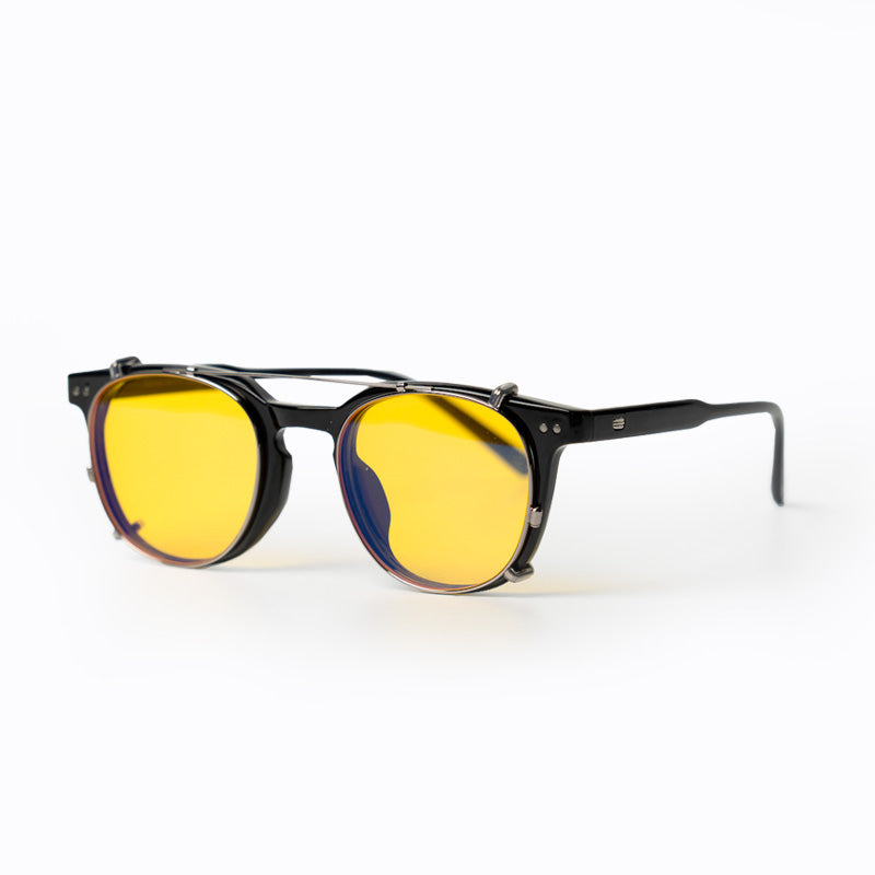 모델로 바지코 클립 데이렌즈