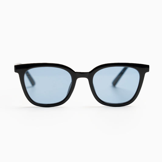 모델로 블루 블랙